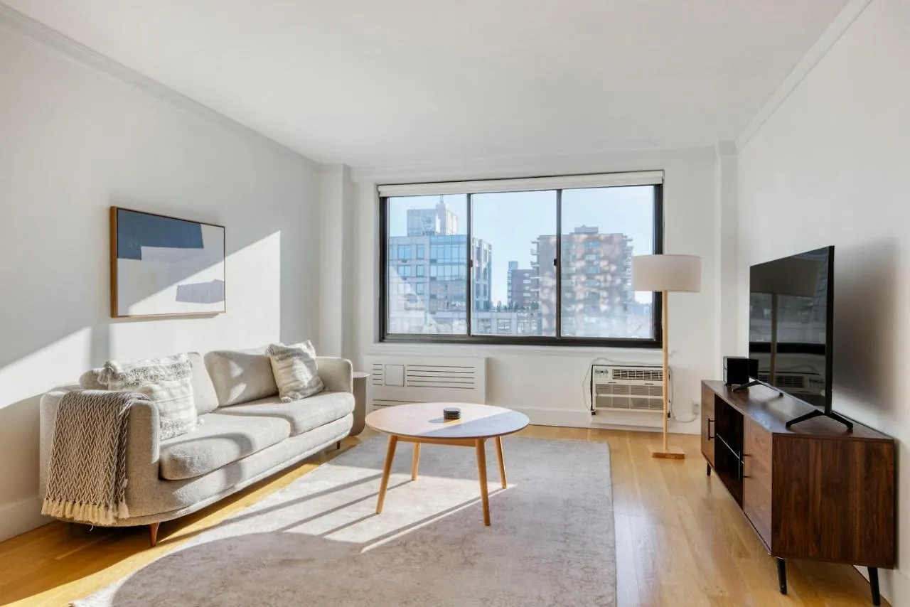 UWS 1br w gym doorman nr central park NYC-1321 New York