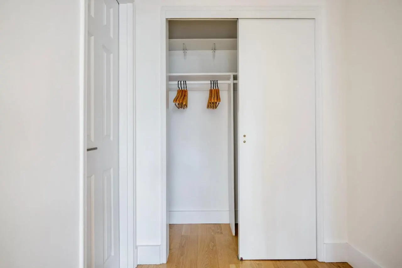 UWS 1br w gym doorman nr central park NYC-1321 New York Apartment